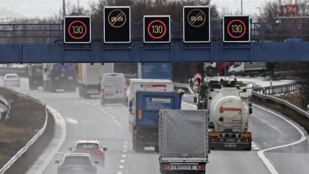 Deutschland: Debatte um Tempo 130 auf Autobahnen nimmt  weiter Fahrt auf
