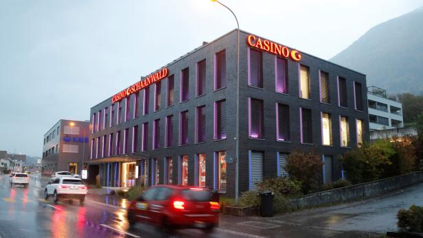 Bombendrohung: Casino in Liechtenstein evakuiert