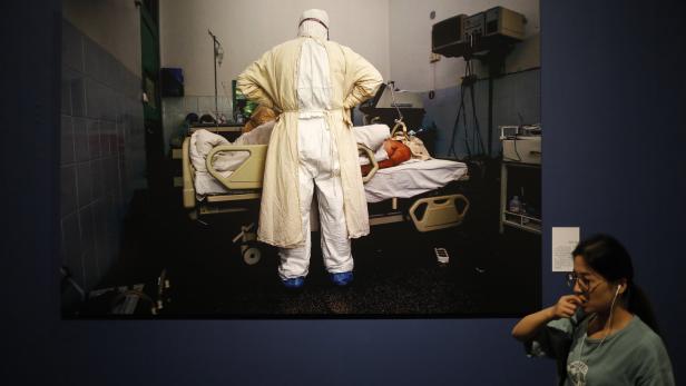 Im Jahr 2003 starben in China 349 Menschen an der hochansteckenden Atemwegserkrankung SARS - in Hongkong weitere 299.