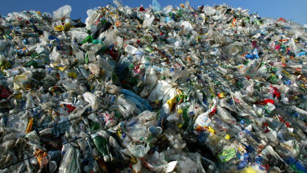 EU-Vorsitz bringt Plastiksteuer ins Spiel