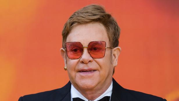 Buschbrände in Australien: Elton John will eine Million spenden