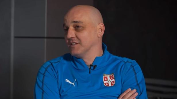 Serbischer Ex-Fußball-Star vor seinem Haus angeschossen