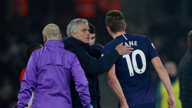 Schock für Tottenham: Harry Kane fehlt Mourinho lange