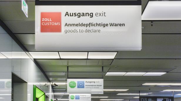 Flughafen Wien: 86 Kilo Suchtmittel in Reisekoffer sichergestellt