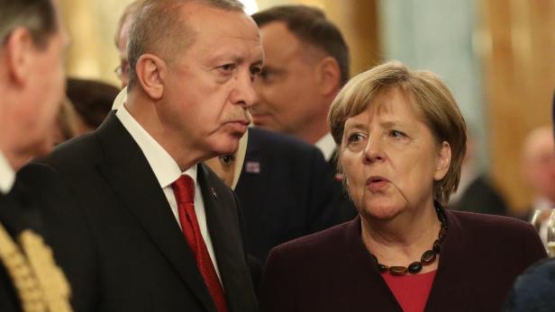 Merkel trifft Erdogan: Gespräche über Flüchtlingsabkommen