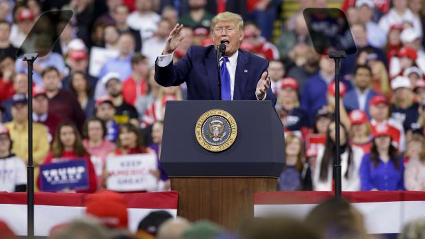 US-PRESIDENT-DONALD-TRUMP-RALLIES-HIS-SUPPORTERS-AT-CAMPAIGN-STO
