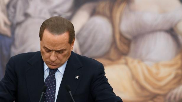 Berlusconi will schneller sparen