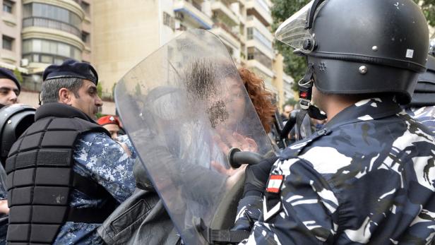 65 Verletzte bei Protesten im Libanon