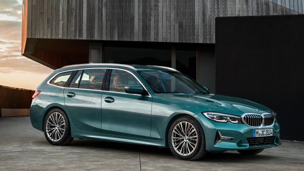 p90352613_highres_the-new-bmw-3-series.jpg