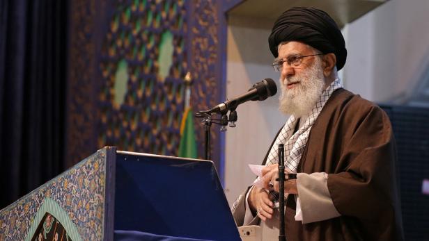 Irans geistlicher Führer Khamenei: "Trump ist ein Clown"