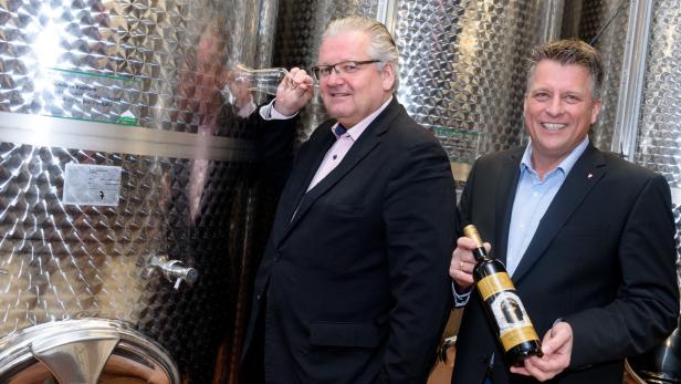 „Sonor Wines“-Erfinder Markus Bachmann (li.) und Cobenzl-Chef Thomas Podsednik.