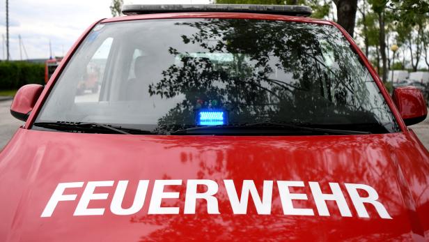 Zündelei in Kirchdorf - Zwei Verletzte, hoher Schaden