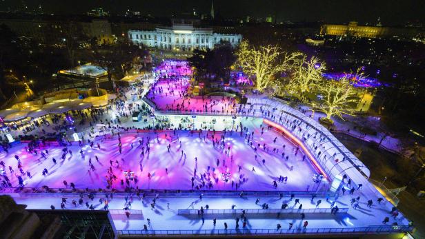 Rathausplatz: Der „Wiener Eistraum“ wurde eröffnet
