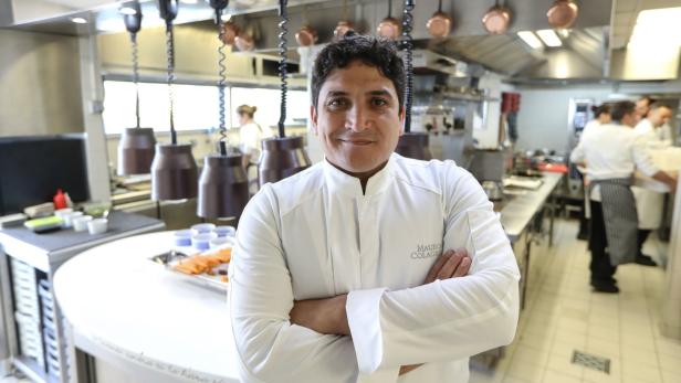 Mauro Colagreco ist ein italienisch-argentinischer Koch im mit drei Michelin-Sternen.