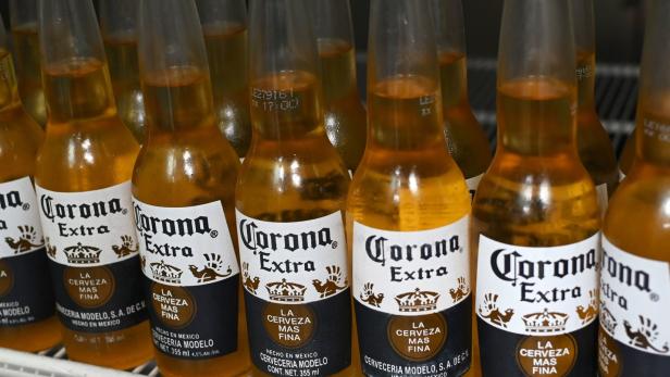 Corona Extra ist eine mexikanische Biermarke, die von der Grupo Modelo gebraut wird.