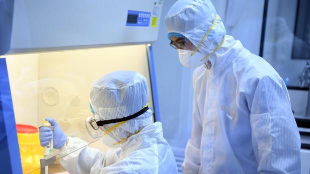 China researchers prepares coronavirus 2019-nCoV detection reagents