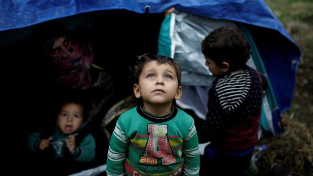 Syrisches Flüchtlingskind auf der griechischen Insel Lesbos