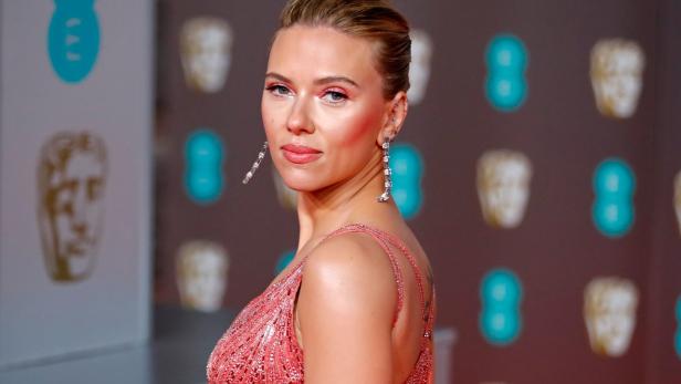 Scarlett Johansson will AI-Stimme abschalten lassen.