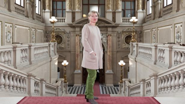 Karin Bergmann – selten wurde die neue Intendanz vom Ensemble so euphorisch begrüßt