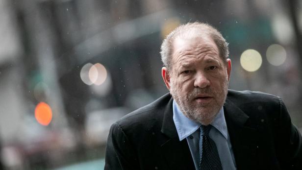 Schlussplädoyers in Weinstein-Prozess starten mit Verteidigung