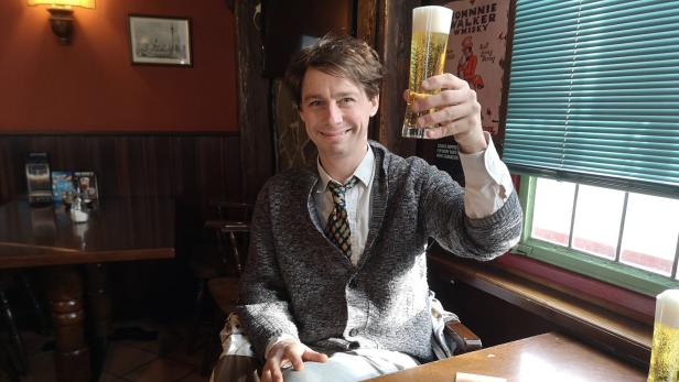 Kieraen Ross schätzt an Österreich vor allem die Lebensqualität. Aber auch das heimische Bier.