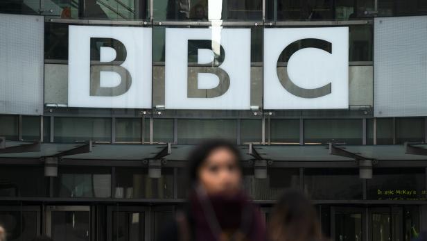 "Kriegserklärung": Johnson will BBC Rundfunkgebühren streichen