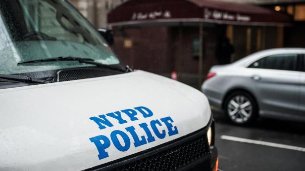 New Yorker Polizist lässt Sohn in Garage erfrieren