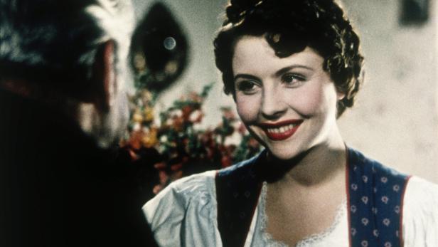 In &quot;Schwarzwaldmädel&quot;, dem allerersten Heimatfilm, der nicht mehr schwarz-weiß, sondern in Farbe gedreht wurde, verkörperte die Schauspielerin die gefeierte Hauptfigur.