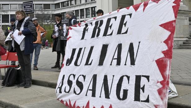 Demonstration gegen Assange-Auslieferung in Wien