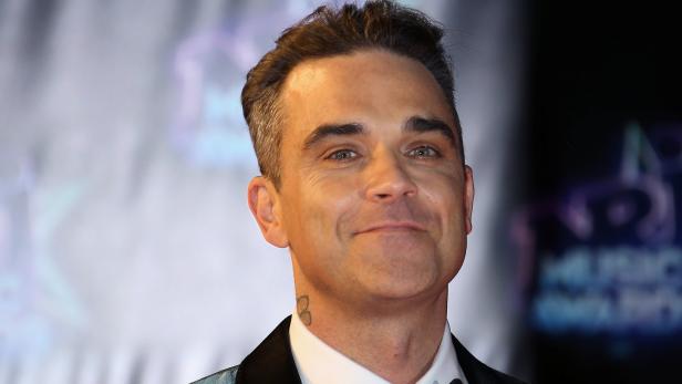 Robbie Williams zeigt erstmals Baby Beau