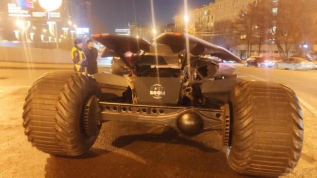 Polizei in Russland stoppte Batmobil