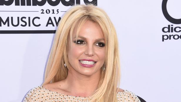 Autsch: Britney Spears postet Video, in dem sie sich Fuß bricht