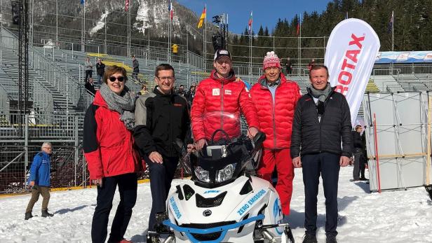 Das emissionsfreie Schneemobil wurde im Skigebiet Hinterstoder präsentiert