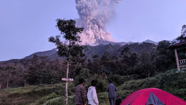 Vulkan Merapi auf Java wieder ausgebrochen