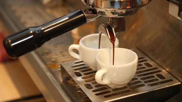 Kaffee: Weltmarktpreis am Boden, Nestle und Starbucks am Pranger