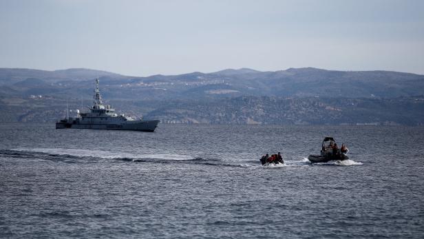 Flüchtlingsboot vor Lesbos im Februar 2020