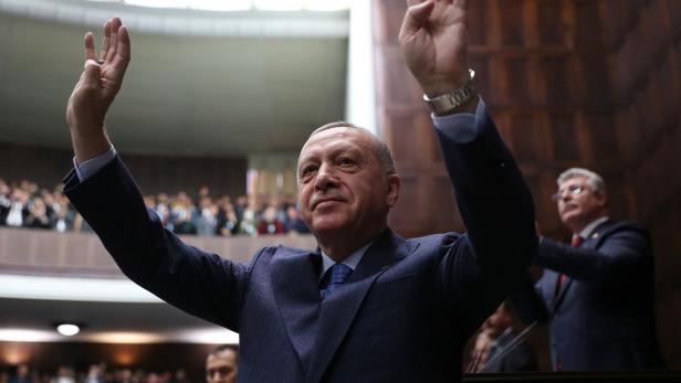 Erdogan: Türkei hält Grenze zur EU weiter offen