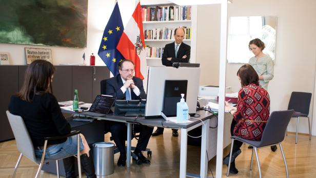 Außenminister Schallenberg bei der Videokonferenz mit seinen 26 EU-Amtskollegen