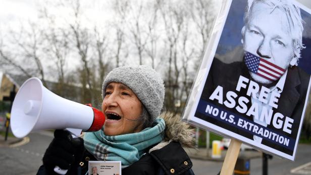 Coronavirus-Risiko: Antrag auf Freilassung Assanges abgelehnt