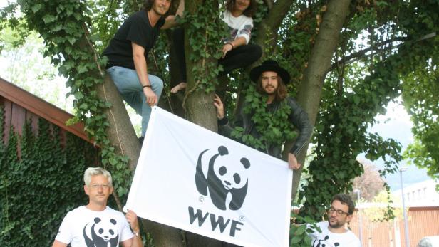 &quot;The Makemakes&quot; werben für den WWF. Insgesamt warben im Vorjahr 130 Non-Profit-Organisationen um Spendengelder.