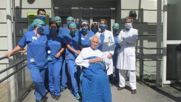 Coronavirus: 95-Jähriger aus Innsbrucker Klinik gesund entlassen