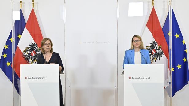 Infrastrukturministerin Leonore Gewessler (Grüne) und Wirtschaftsministerin Margarete Schramboeck (ÖVP).