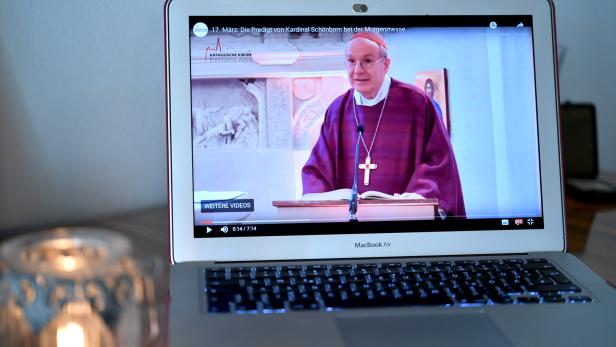 Die Katholische Kirche geht online.