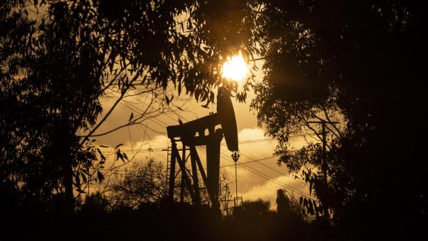 Ölförderung in Los Angeles: Die teure Produktion in den USA ist durch die tiefen Preise stark unter Druck