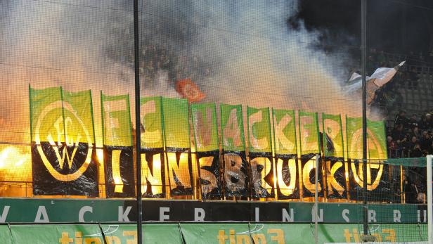 Wacker Innsbruck: Anpfiff zum Spiel gegen Corona