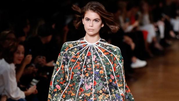 Frühjahrs-Trends: Coronakilos sind auch Modedesignern egal
