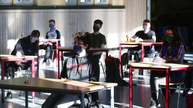 Coronabeschränkungen für deutsche Schulen auch nächstes Jahr