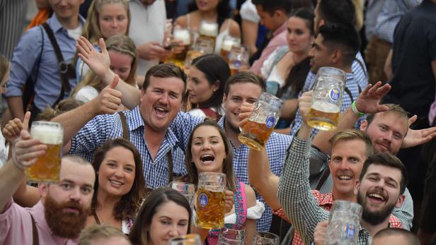 Bier hat Vorrang: Bayerns Gastgärten öffnen Mitte Mai