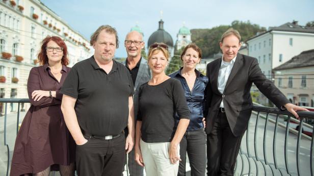 Intendantentreffen in Salzburg: Stephanie Gräve, Hermann Schneider, Johannes Reitmeier, Iris Laufenberg, Marie Rötzer und Carl Philip von Maldeghem