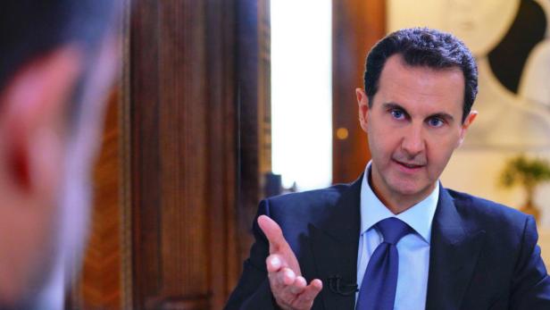 Assad im Interview mit Paris Match: Ein Kriegsverbrecher im Nadelstreif.